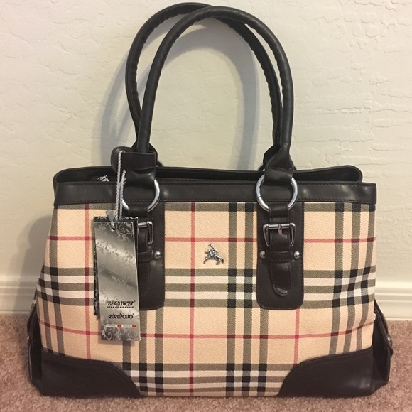 Burberry Purse - Picture 1 of 8